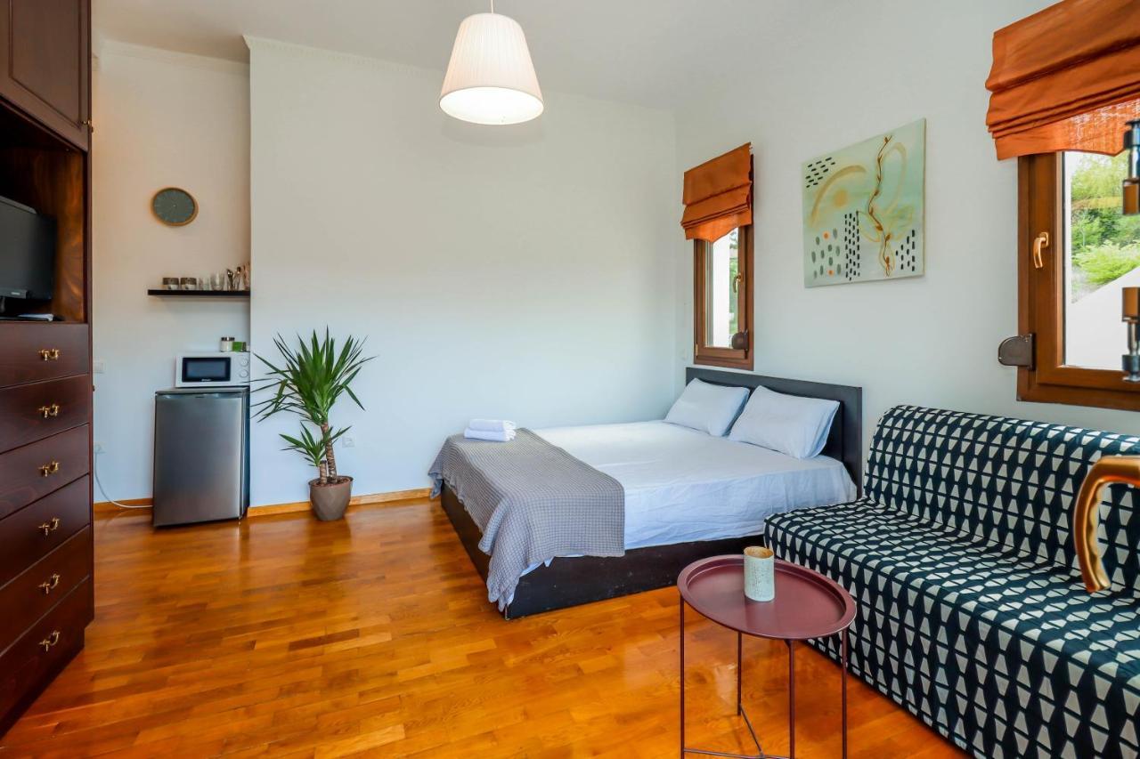 Suite Acropolis Serres Next To Center ภายนอก รูปภาพ