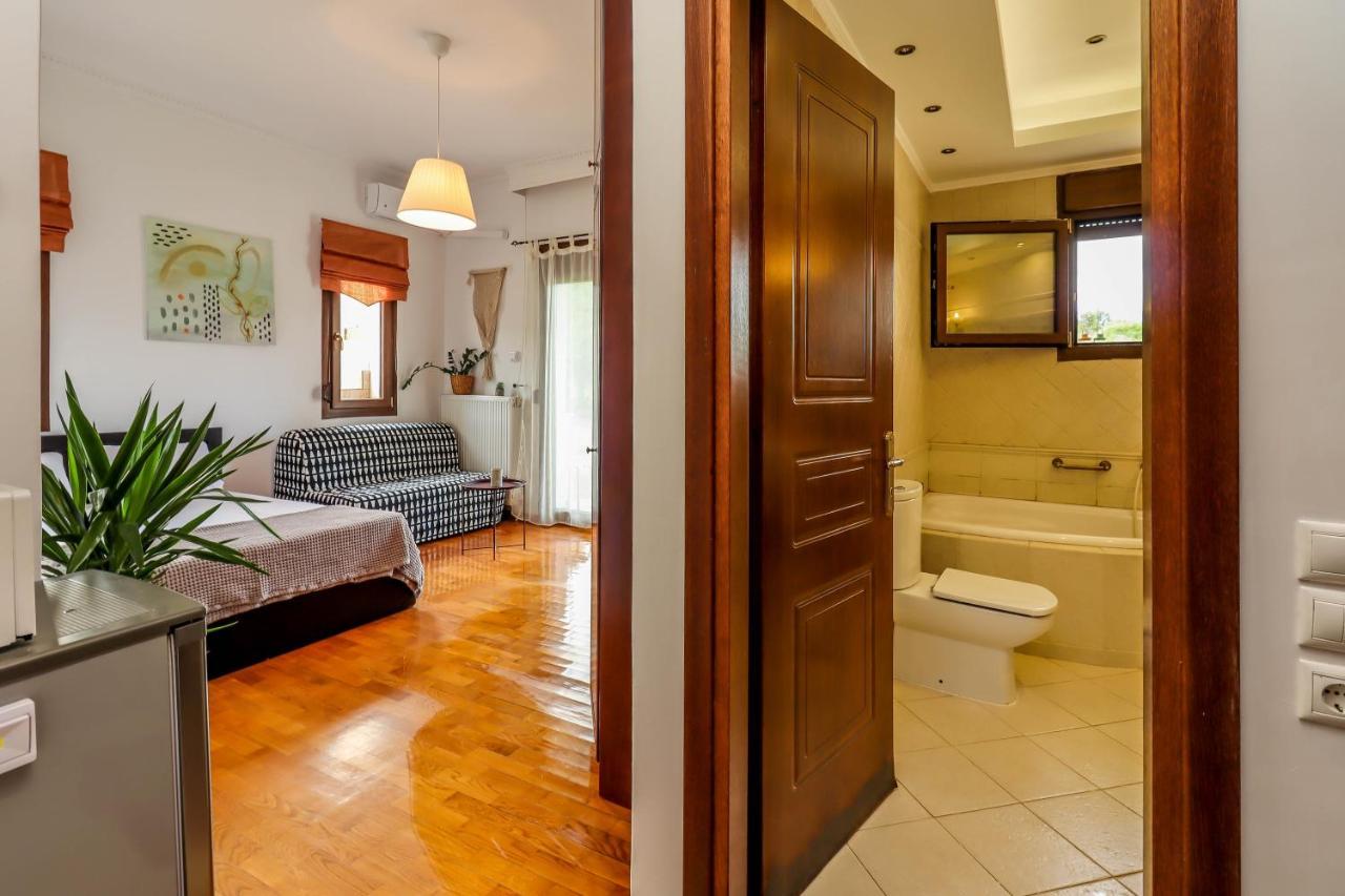 Suite Acropolis Serres Next To Center ภายนอก รูปภาพ